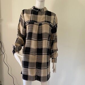 Patrizia Luca Plaid Top in Black and Tan